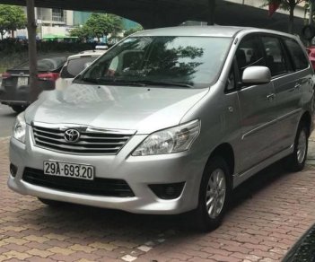 Toyota Innova MT 2013 - Tôi cần bán Innova Sx 2013, số sàn