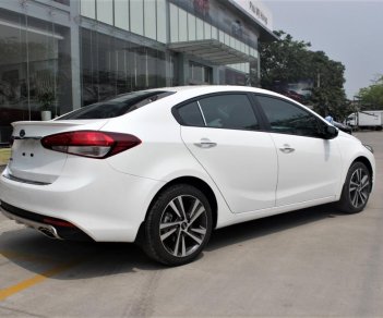 Kia Cerato Mới   1.6 AT 2018 - Xe Mới KIA Cerato 1.6 AT 2018