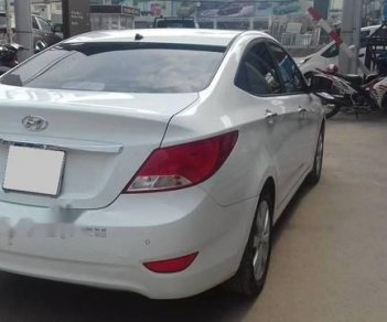 Hyundai Accent   2015 - Cần bán xe Hyundai Accent năm sản xuất 2015, màu trắng