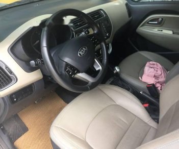 Kia Rio AT 2016 - Cần bán xe Kia Rio AT sản xuất năm 2016, màu trắng, xe nhập còn mới