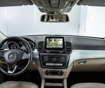 Mercedes-Benz GLE-Class  400   2016 - Bán xe Mercedes GLE 400 2016 cũ chính hãng, đăng ký đầu tiên 03.2018, chạy luớt 9.000 km, màu trắng