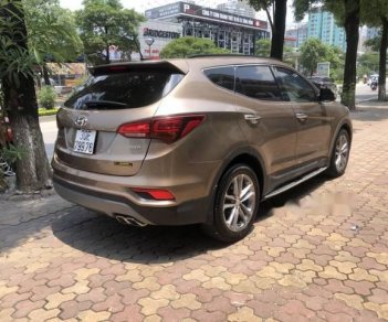 Hyundai Santa Fe   2.4AT 4WD    2018 - Bán Hyundai Santa Fe màu nâu, máy xăng, hai cầu bản đủ 2018