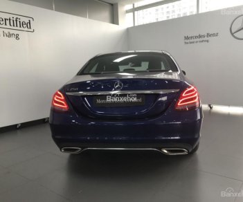 Mercedes-Benz C class C250 Exclusive 2017 - Cần bán xe Mercedes C250 Exclusive sản xuất 2017, màu xanh đen, xe cũ đã qua sử dụng