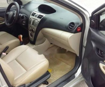 Toyota Vios   2009 - Bán Toyota Vios đời 2009, màu bạc chính chủ, giá tốt