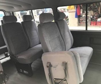 Toyota Hiace   2003 - Cần bán xe Toyota Hiace sản xuất 2003, màu bạc còn mới