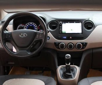 Hyundai Grand i10  1.0MT 2017 - Cần bán Hyundai Grand i10 1.0MT sản xuất năm 2017, màu đỏ, tư nhân chính chủ