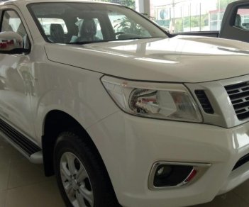 Nissan Navara VL 2018 - Bán Nissan Navara VL sản xuất 2018, màu trắng, nhập khẩu nguyên chiếc, giá chỉ 815 triệu