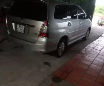 Toyota Innova 2013 - Cần bán lại xe Toyota Innova đời 2013, màu bạc chính chủ