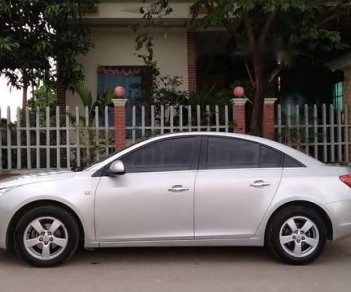 Chevrolet Cruze   2013 - Bán xe Chevrolet Cruze sản xuất 2013, màu bạc, 325 triệu