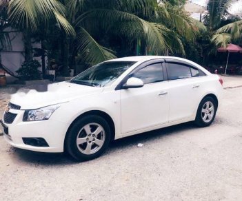 Chevrolet Cruze  LTZ 1.8   2014 - Bán Chevrolet Cruze LTZ 1.8 năm 2014, màu trắng số tự động