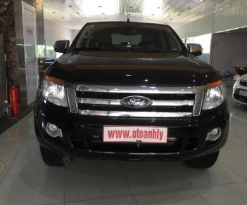 Ford Ranger XLT 2.2 2012 - Bán Ford Ranger XLT 2.2 năm 2012, màu đen, nhập khẩu nguyên chiếc