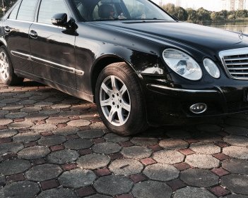 Mercedes-Benz E class   3.0 AT  2008 - Bán Mercedes 3.0 AT năm sản xuất 2008, màu đen, giá tốt