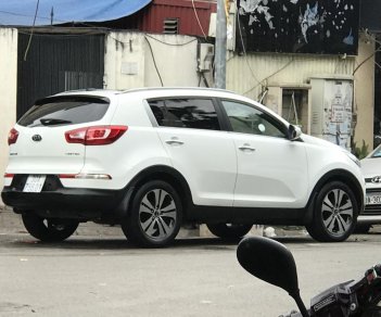 Kia Sportage Limited 2010 - Bán Kia Sportage Limited sản xuất năm 2010, màu trắng, nhập khẩu