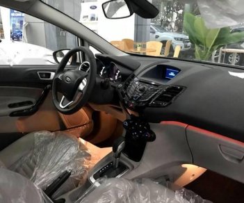 Ford Fiesta   2018 - Cần bán xe Ford Fiesta đời 2018, màu trắng