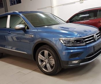 Volkswagen Tiguan All Space 2018 - Bán Tiguan allspace 2018, giao xe ngay, ưu đãi khủng. LH: 0944064764 Giàu