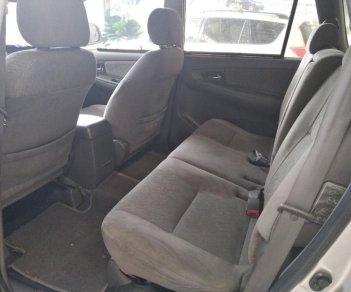 Toyota Innova 2.0E 2013 - Bán Toyota Innova số sàn đời 2013, màu bạc