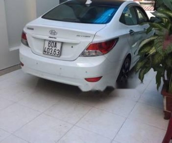 Hyundai Accent 2011 - Bán Hyundai Accent đời 2011, màu trắng