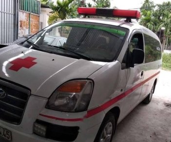 Hyundai Starex 2005 - Cần bán gấp Hyundai Starex năm 2005, màu trắng, giá tốt