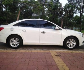 Chevrolet Cruze 2016 - Cần bán Chevrolet Cruze 2016, màu trắng như mới, giá chỉ 415 triệu