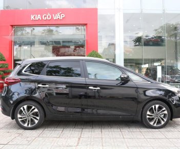 Kia Rondo GAT 2018 - Bán xe Kia Rondo GAT 2018, giá chỉ 669 triệu, mới 100%, có xe giao liên. Hỗ trợ vay 80%