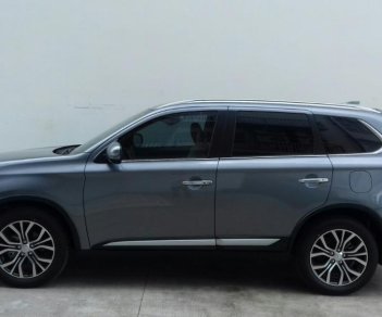 Mitsubishi Outlander 2.4 CVT Premium 2018 - Bán Mitsubishi Outlander 2.4 CVT Premium sản xuất 2018