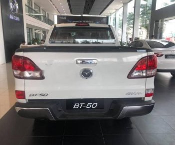 Mazda BT 50  2.2 AT 2018 - Bán Mazda BT 50 2018, màu trắng, 679 triệu