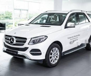 Mercedes-Benz GLE-Class  400   2016 - Bán xe Mercedes GLE 400 2016 cũ chính hãng, đăng ký đầu tiên 03.2018, chạy luớt 9.000 km, màu trắng