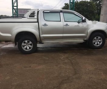 Toyota Hilux 3.0 2010 - Bán xe Toyota Hilux 3.0 đời 2010, xe nhập chính chủ giá cạnh tranh