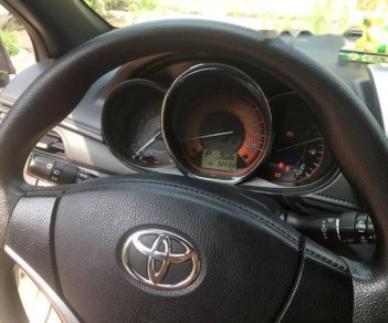 Toyota Yaris  AT 2015 - Cần bán lại xe Toyota Yaris AT đời 2015, xe đẹp