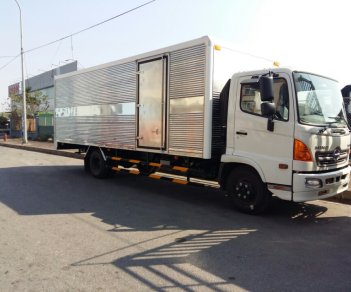 Hino 500 Series   2018 - Bán xe Hino 6.4 tấn, thùng kín 7.2m