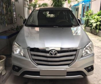 Toyota Innova   2014 - Bán ô tô Toyota Innova năm sản xuất 2014, màu bạc