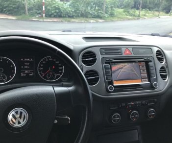 Volkswagen Tiguan 2009 - Bán xe Volkswagen Tiguan 2.0 sx 2009 màu trắng.