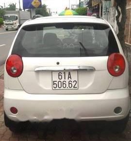 Chevrolet Spark   2009 - Cần bán xe Chevrolet Spark sản xuất 2009, màu trắng chính chủ, giá tốt