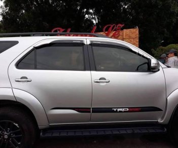 Toyota Fortuner 2015 - Bán Toyota Fortuner 2015, màu bạc như mới