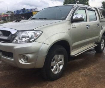 Toyota Hilux 3.0 2010 - Bán xe Toyota Hilux 3.0 đời 2010, xe nhập chính chủ giá cạnh tranh