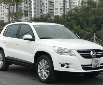 Volkswagen Tiguan 2009 - Bán xe Volkswagen Tiguan 2.0 sx 2009 màu trắng.