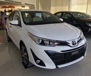 Toyota Yaris 1.5G CVT 2018 - Bán xe Toyota Yaris 1.5G CVT nhập khẩu, hỗ trợ vay 90% giá trị xe. LH: 0912493498