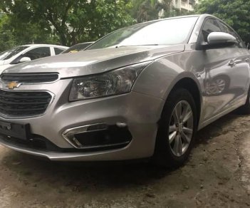 Chevrolet Cruze 2015 - Bán ô tô Chevrolet Cruze 2015, màu bạc số sàn