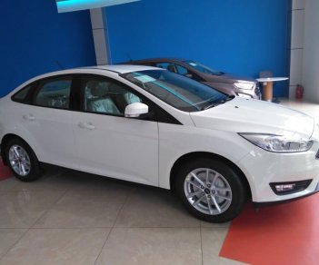 Ford Fiesta 1.0L Ecoboost AT  2018 - Bán xe Ford Fiesta Titanium & Sport 2018, KM: BHVC, phim, camera, lót sàn,.. LH: 0918889278 để được tư vấn về xe