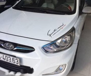 Hyundai Accent 2011 - Bán Hyundai Accent đời 2011, màu trắng