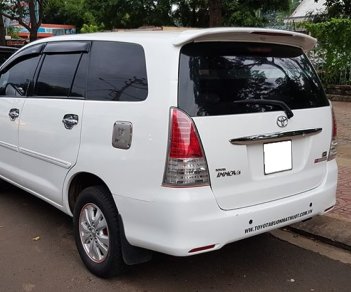 Toyota Innova G 2010 - Bán xe Toyota Innova G 2010 số sàn, màu trắng