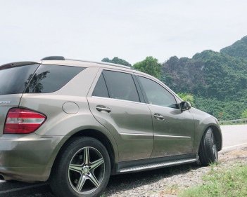 Mercedes-Benz M class 500  5.0 AT  2005 - Cần bán Mercedes 500 5.0 AT đời 2006, giá chỉ 510 triệu