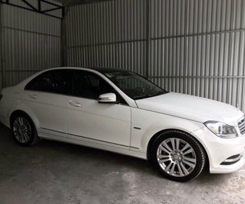 Mercedes-Benz C class C250 2011 - Bán Mercedes C250 đời 2011, màu trắng, xe nhà đi, 695tr. Lh 0985012242 em Thái