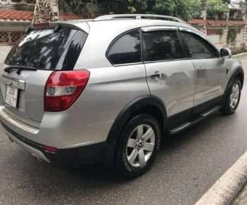 Chevrolet Captiva   2008 - Cần bán gấp Chevrolet Captiva đời 2008, màu bạc xe gia đình