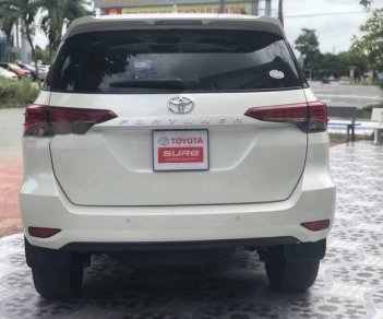 Toyota Fortuner 2017 - Cần bán lại xe Toyota Fortuner đời 2017, màu trắng 