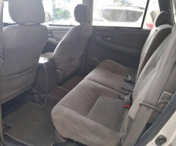 Toyota Innova   2.0E 2013 - Bán Toyota Innova 2.0E đời 2013, màu bạc 