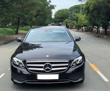 Mercedes-Benz E class E250 2016 - Bán xe Mercedes E250, màu  đen lăn bánh 23000km