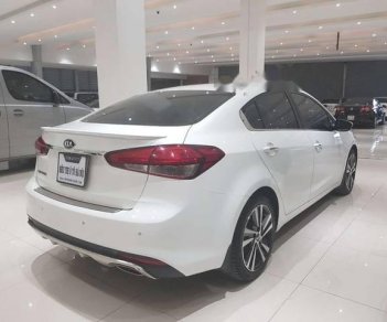 Kia Cerato  1.6 2017 - Bán Kia Cerato đời 2017, màu trắng