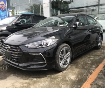 Hyundai Elantra 2018 - Elantra Sport 2018 xe giao, hồ sơ giao ngay