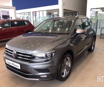 Volkswagen Tiguan E 2018 - Bán xe Volkswagen Tiguan Allsapce 2019 giao ngay giá tốt nhất– Hotline; 0909 717 983